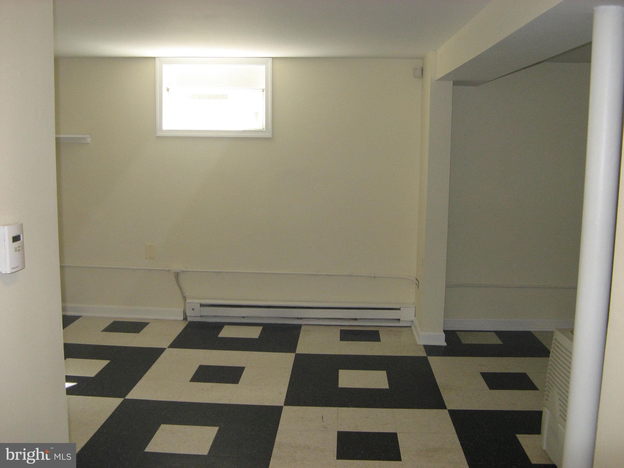 MARUMSCO VILLAGE - Residential Lease