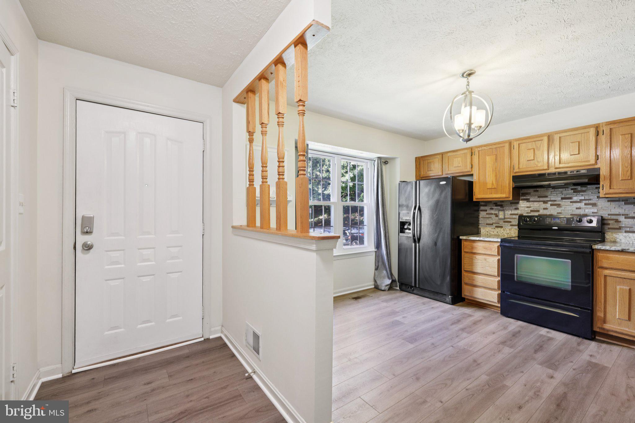 9435 LOCH LEVEN COURT