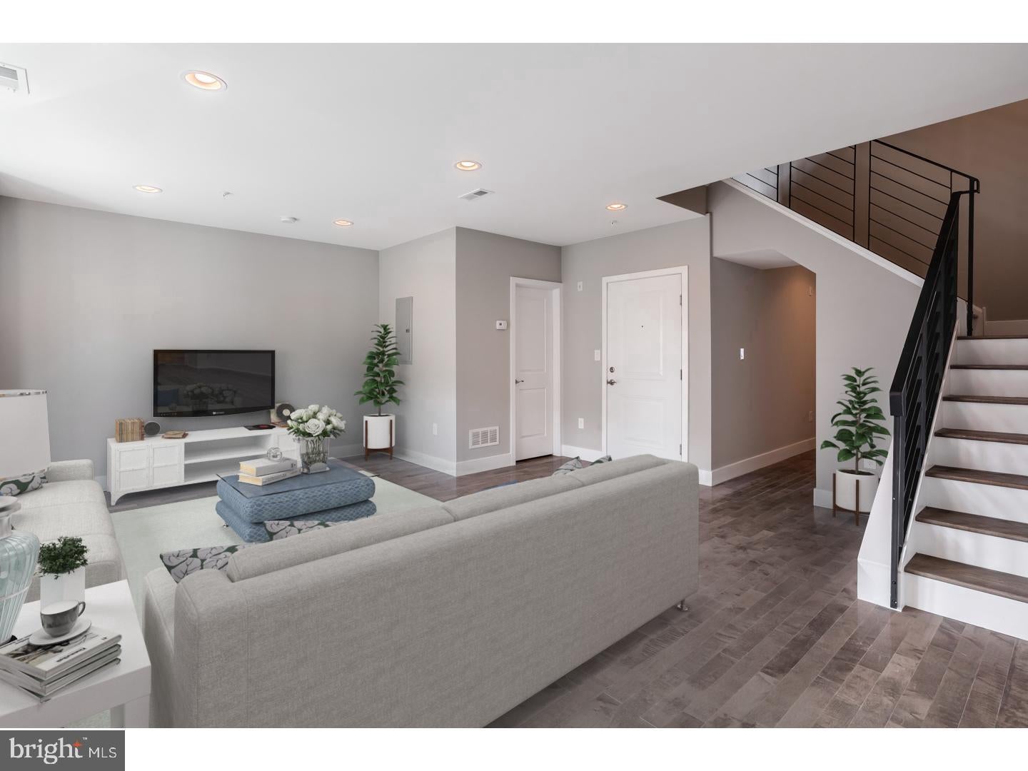 910 N 16TH STREET C