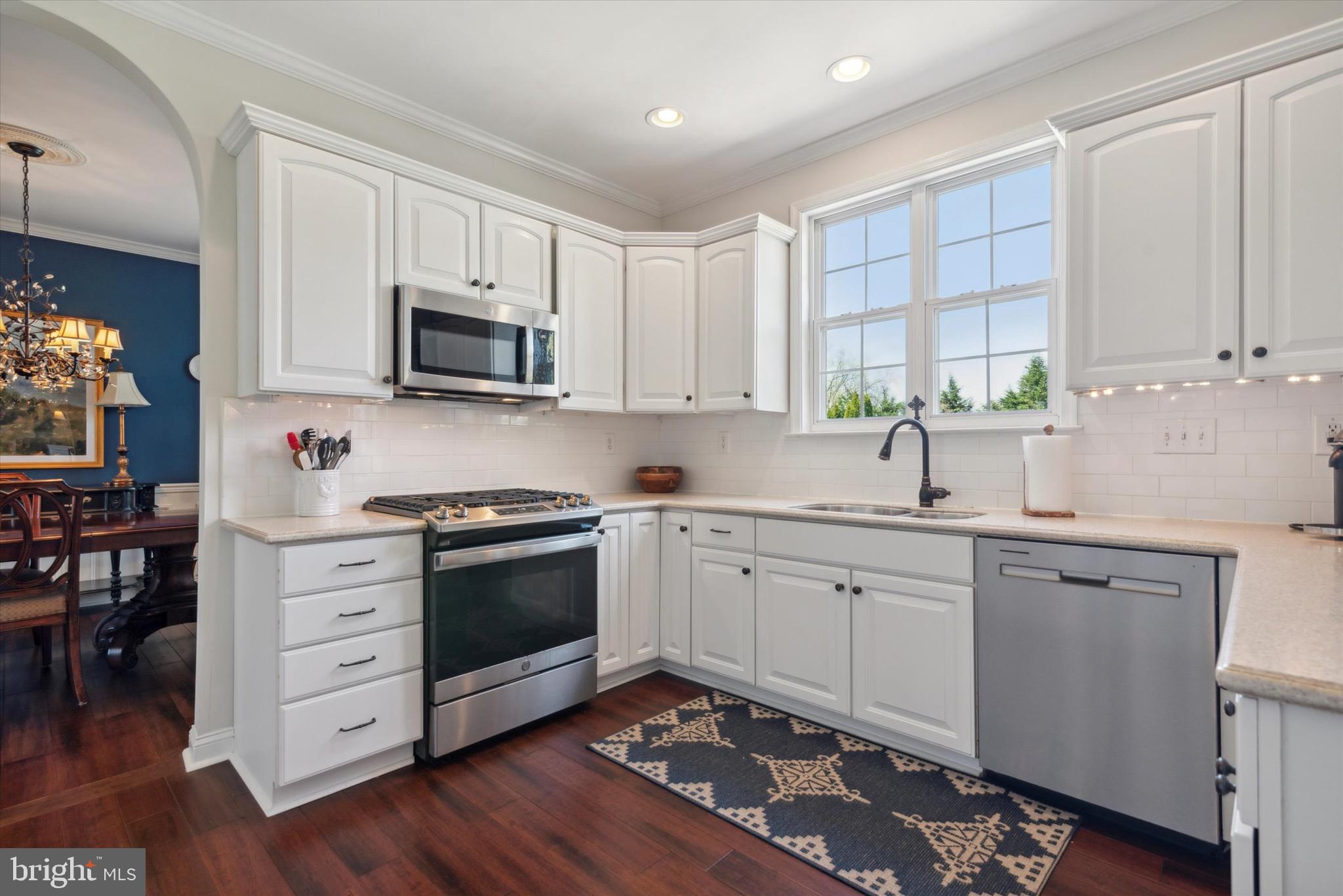 CHESTNUT WOODS - Residential