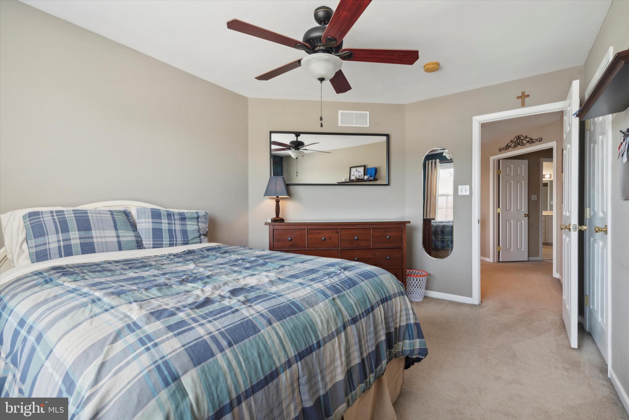 CHESTNUT WOODS - Residential