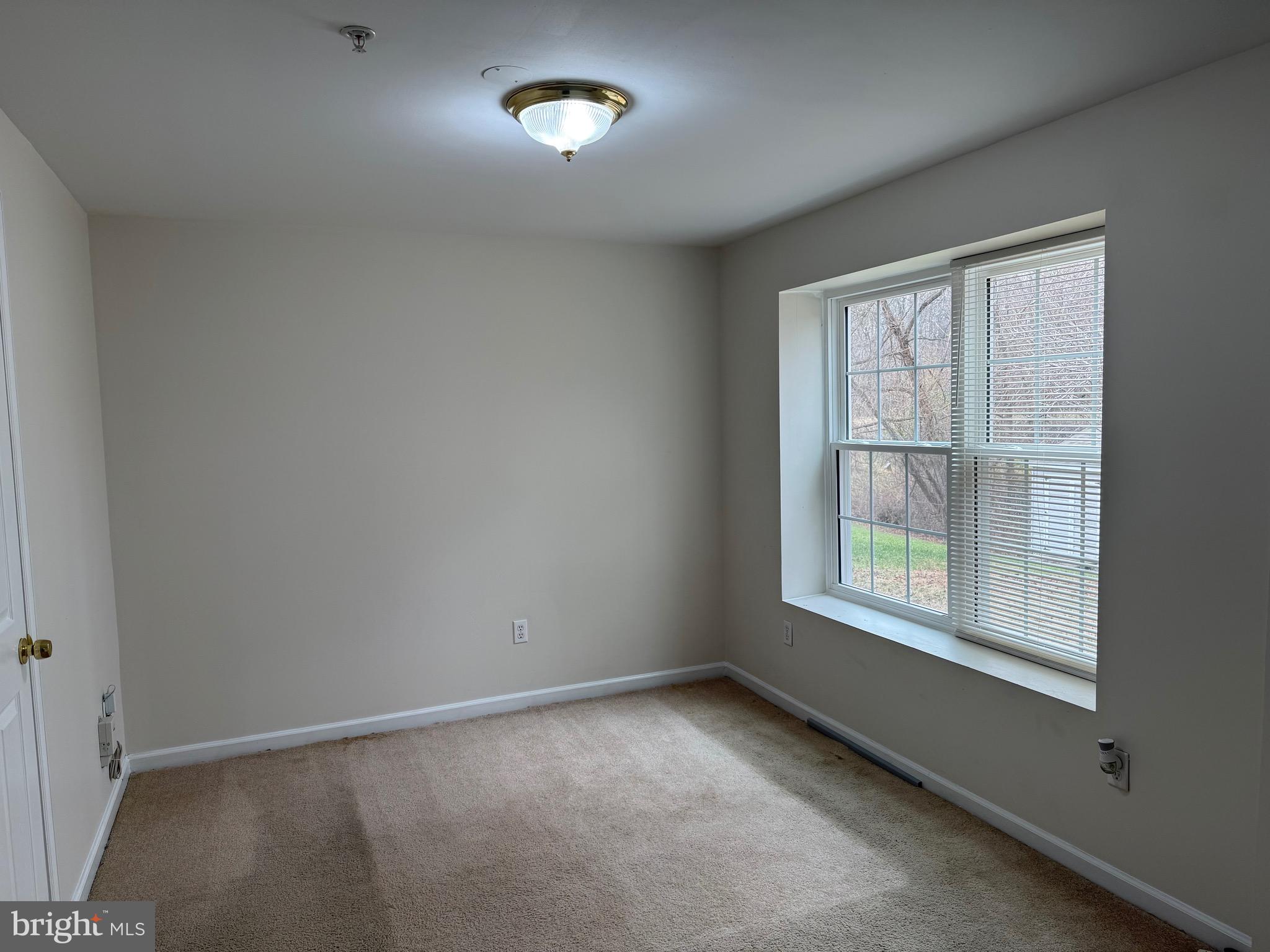 MARLBORO WOODS - Residential Lease