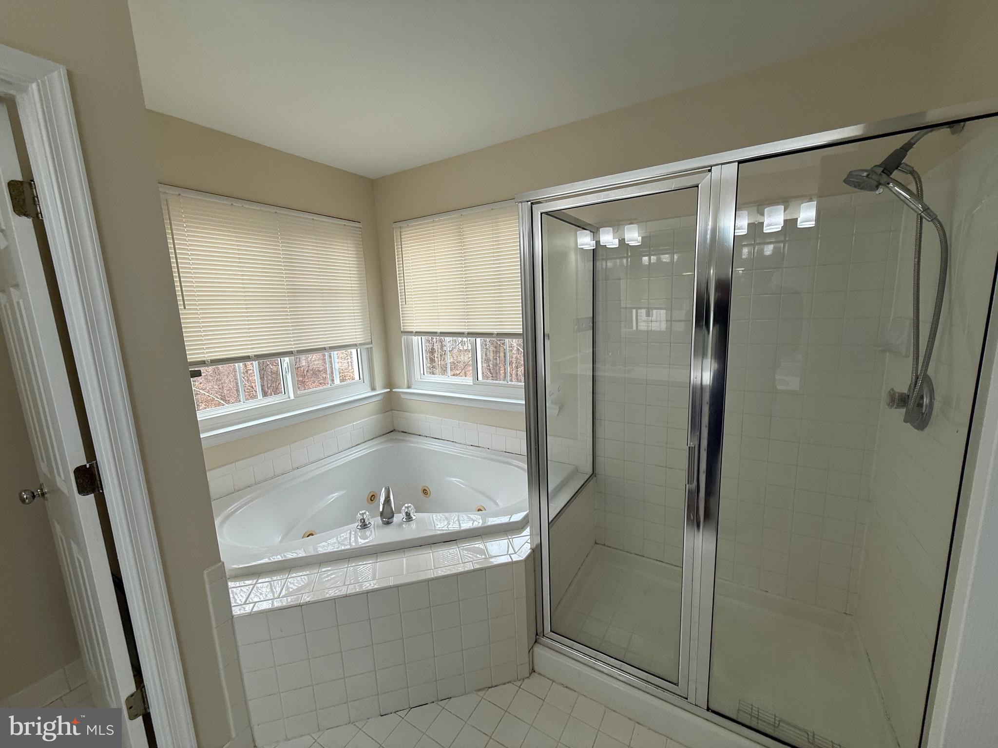 MARLBORO WOODS - Residential Lease