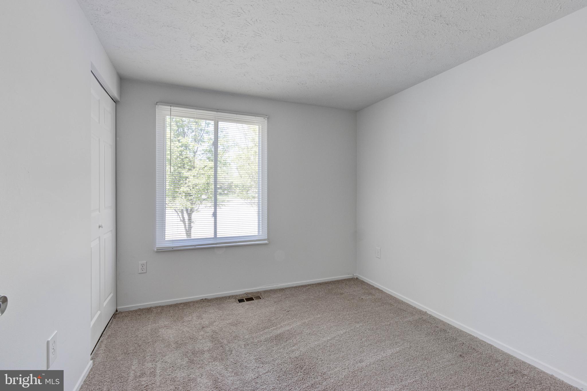 WILLOW WOOD - Residential