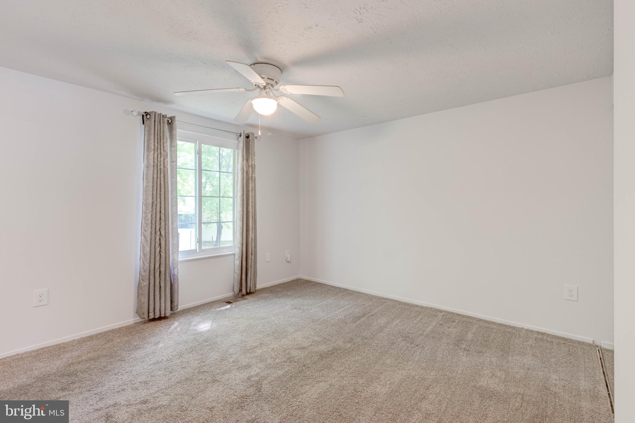 WILLOW WOOD - Residential