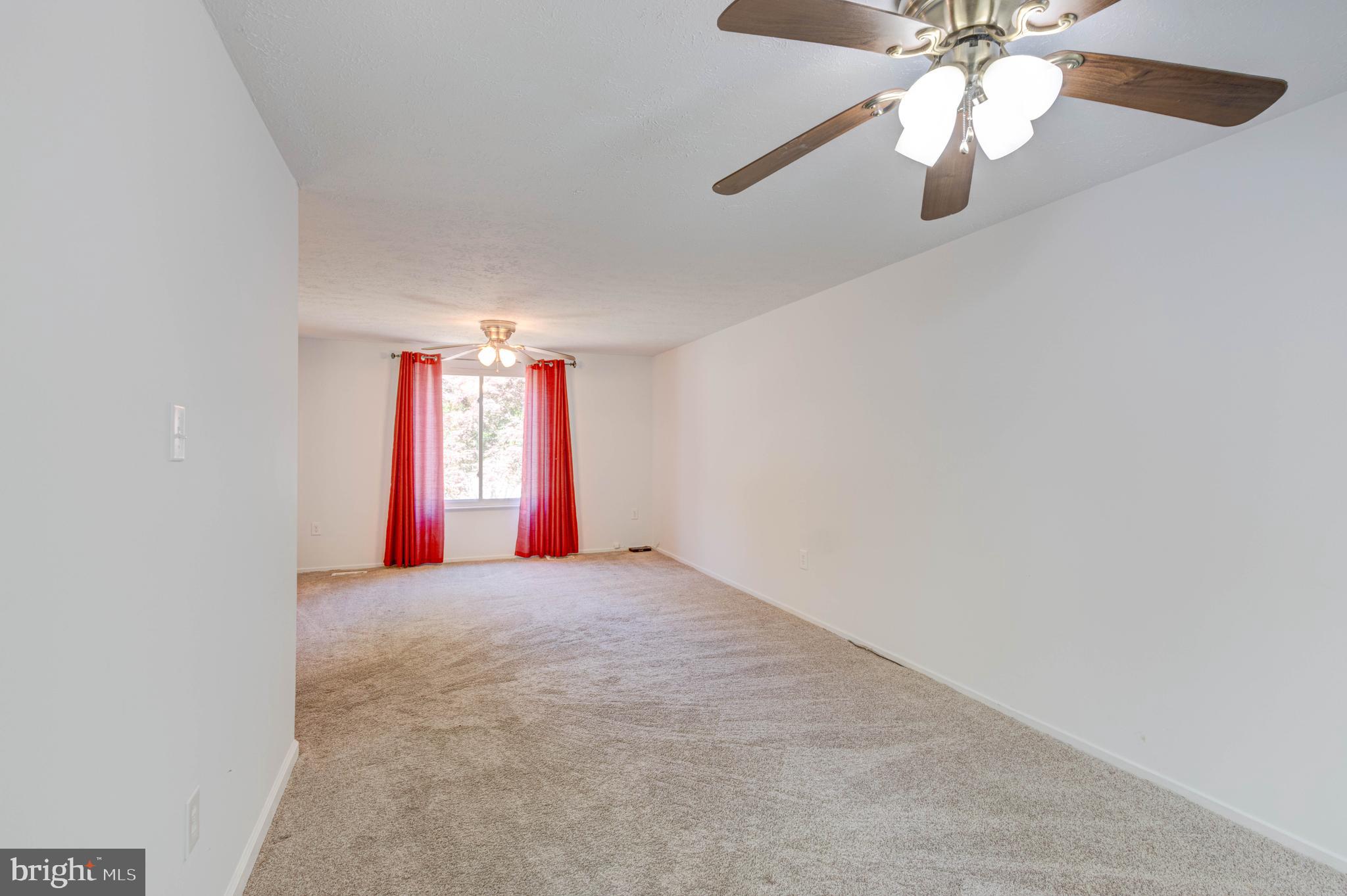 WILLOW WOOD - Residential