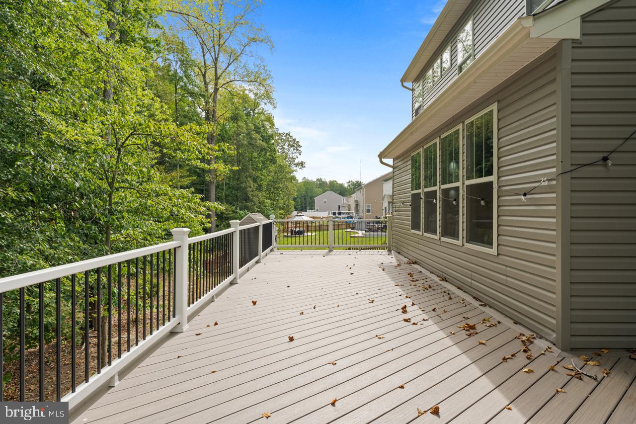 ESTATES AT KINGSWOOD - Residential Lease