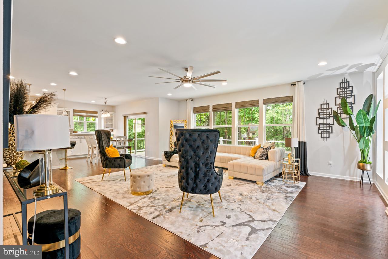 ESTATES AT KINGSWOOD - Residential Lease