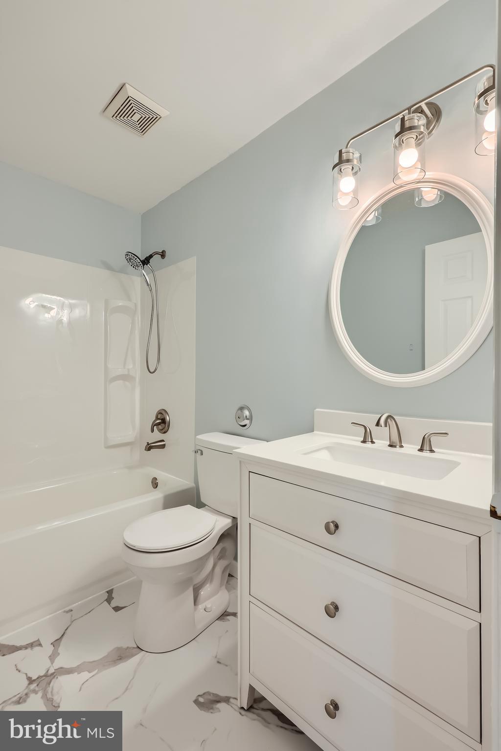 THE POINTE - Residential