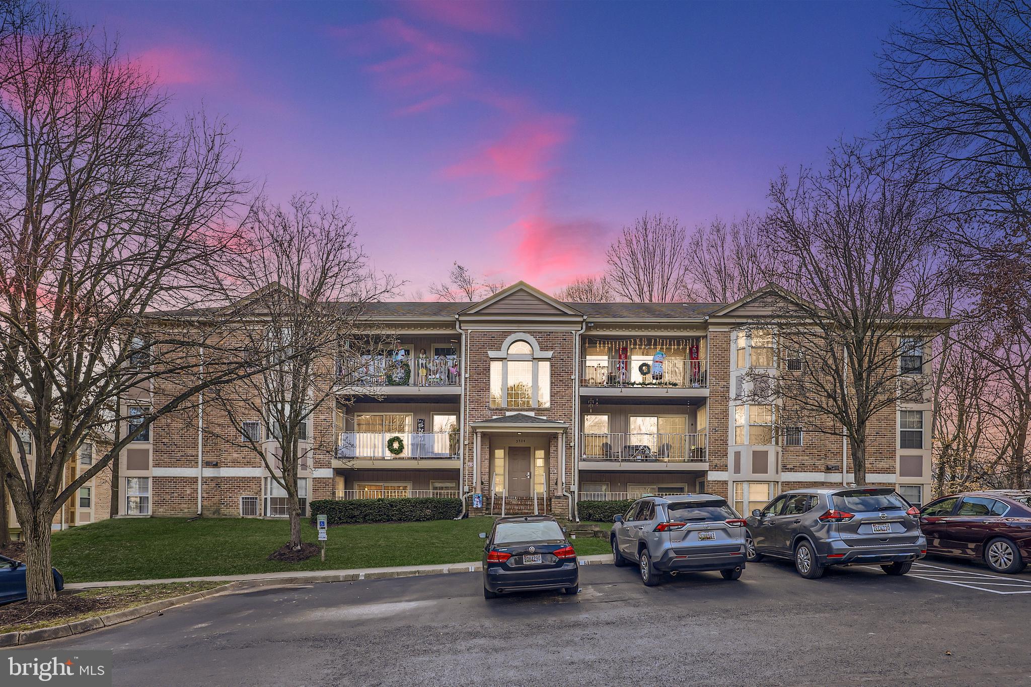 THE POINTE - Residential