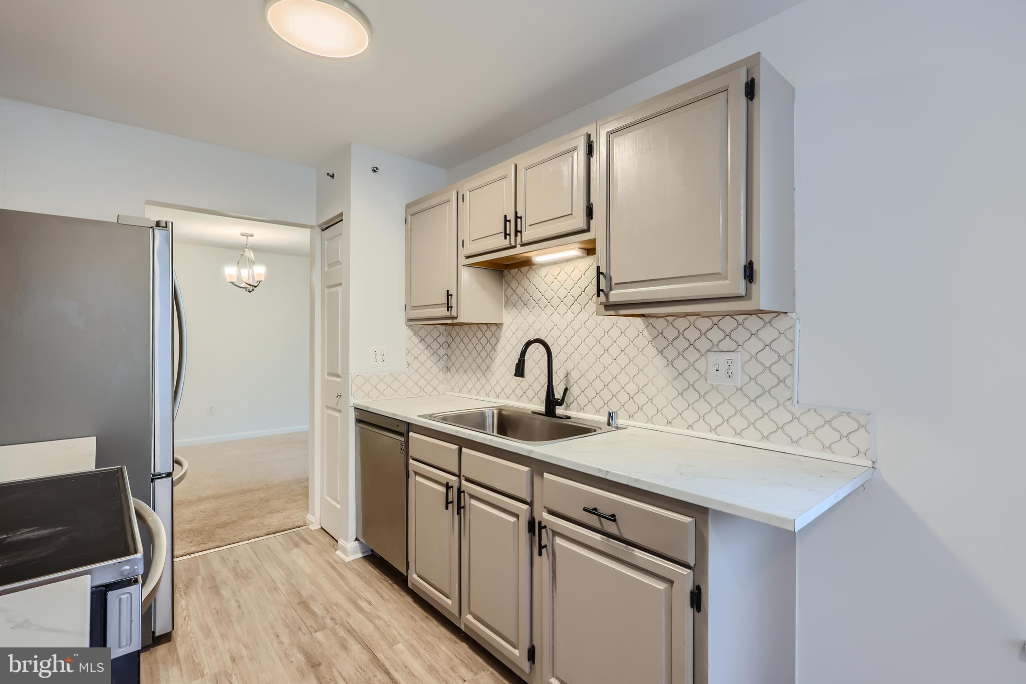 THE POINTE - Residential