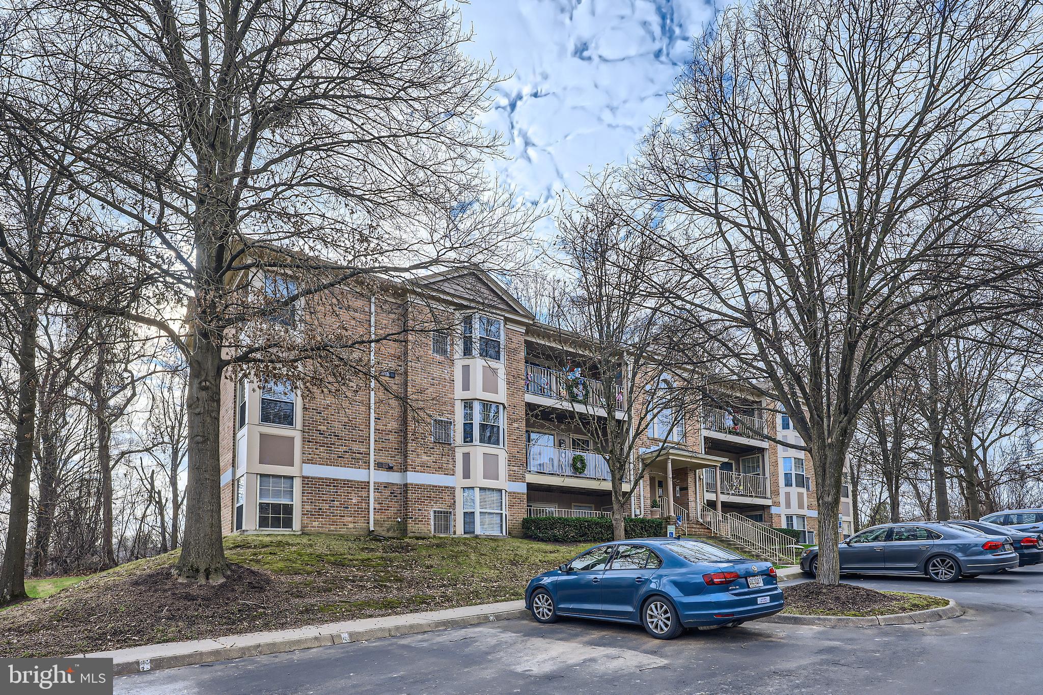 THE POINTE - Residential