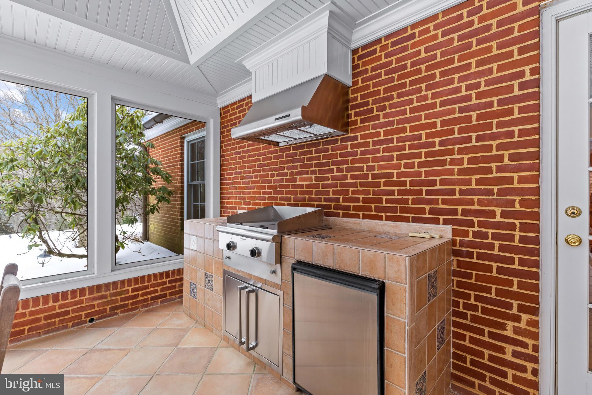 GREENSPRING VALLEY - Residential