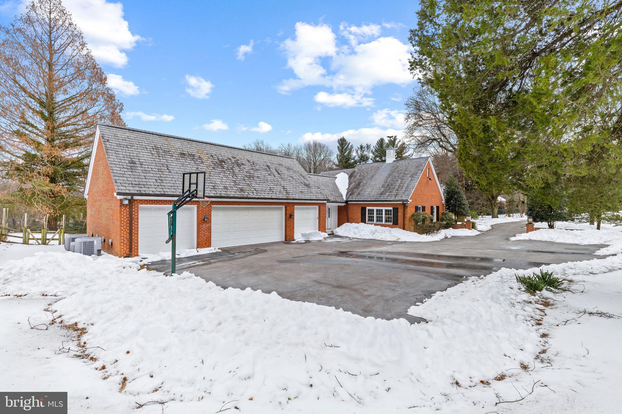 GREENSPRING VALLEY - Residential