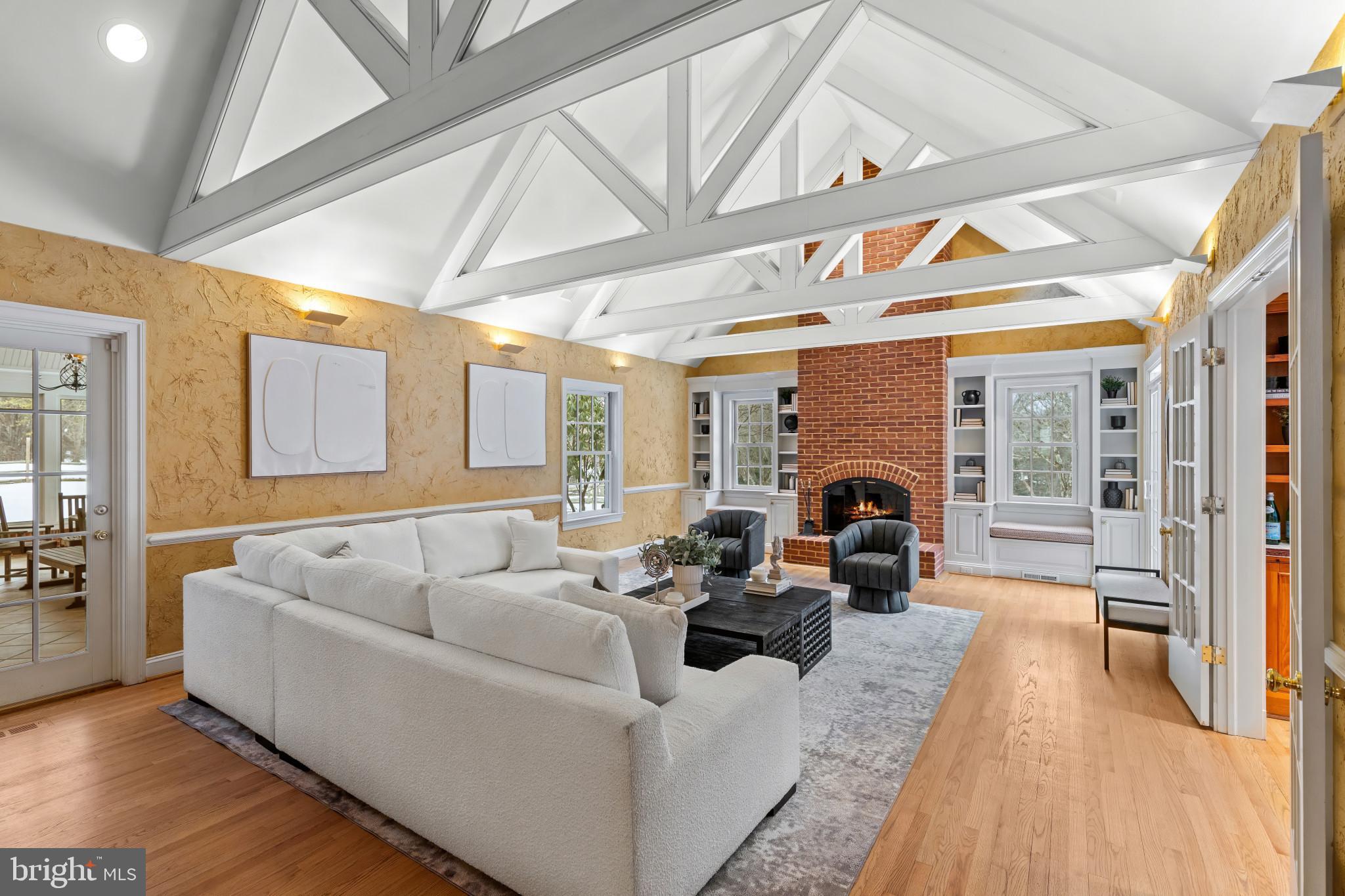 GREENSPRING VALLEY - Residential