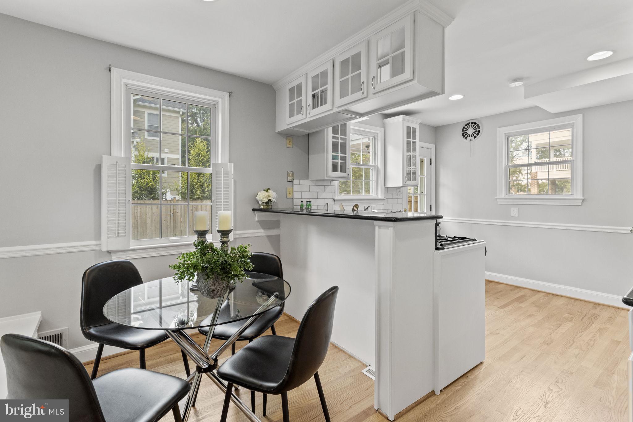 ROSEDALE PARK - Residential