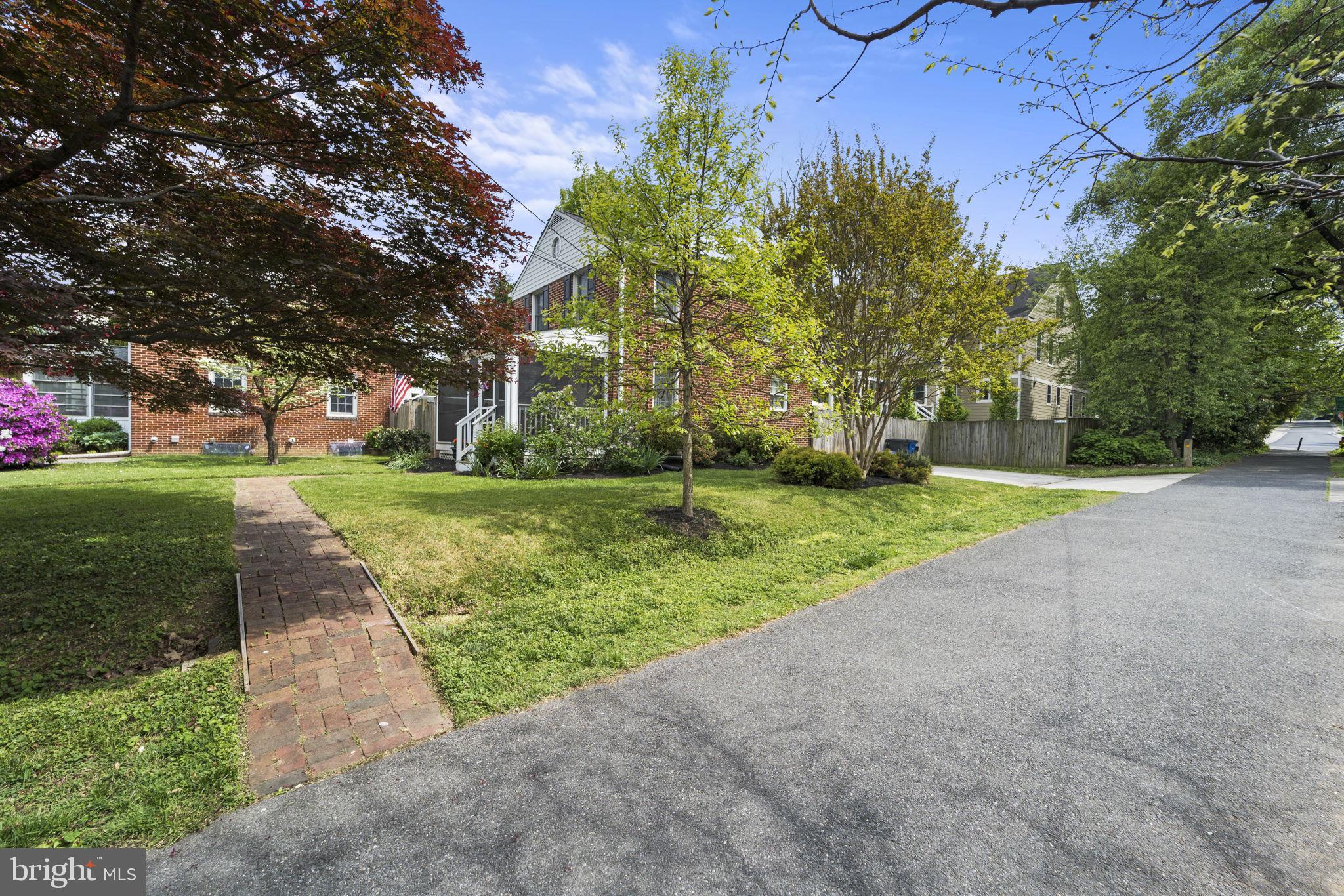 ROSEDALE PARK - Residential