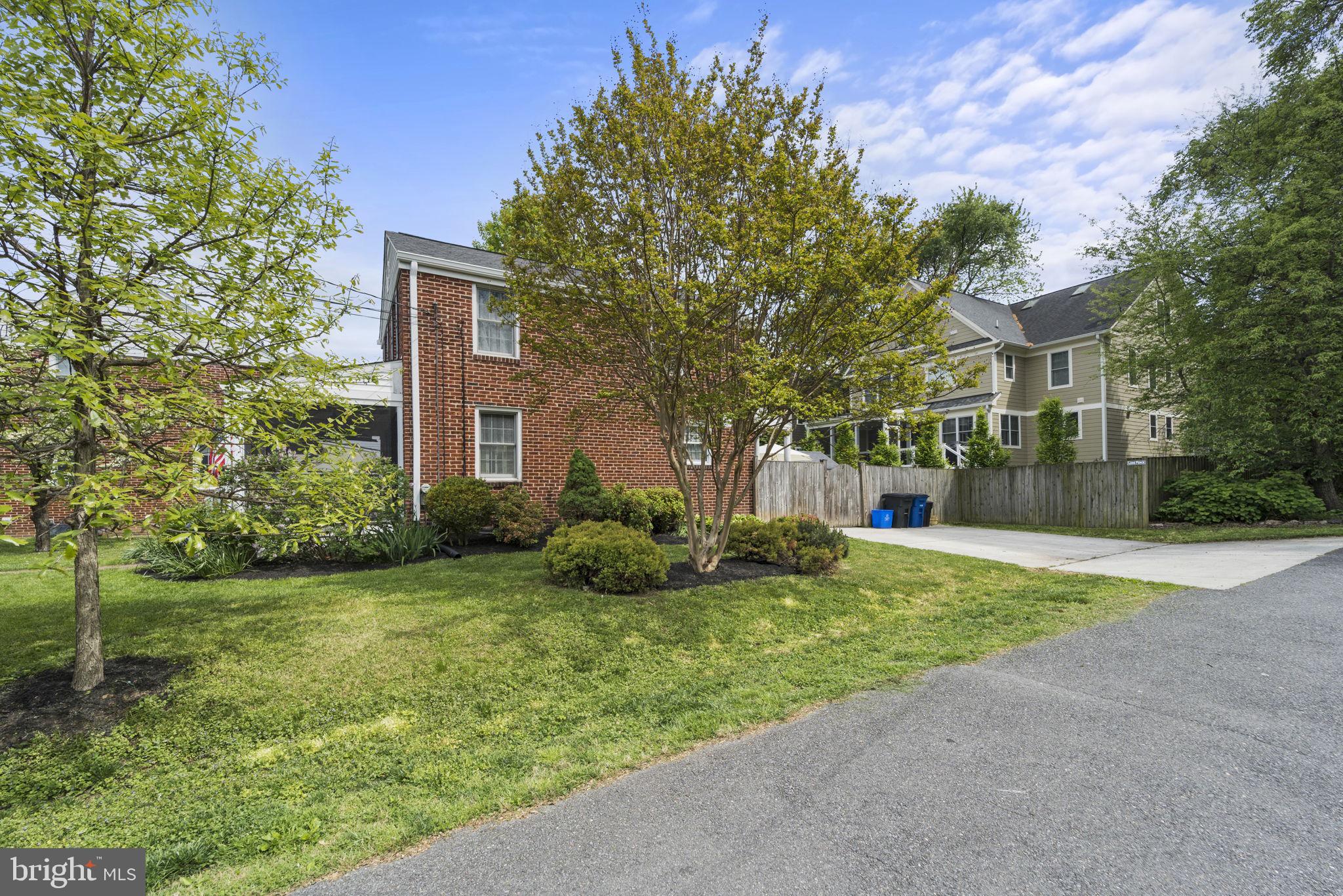 ROSEDALE PARK - Residential