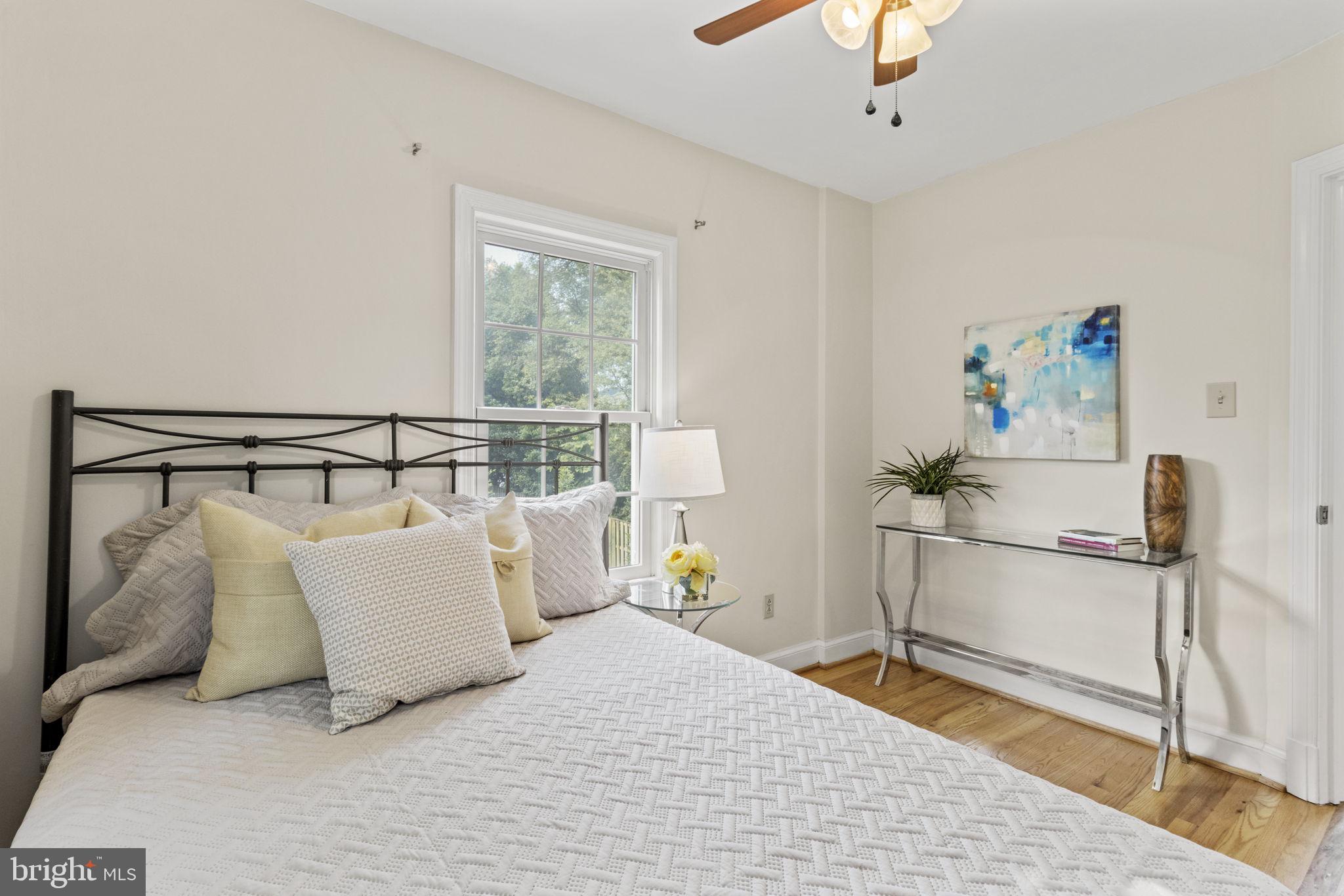 ROSEDALE PARK - Residential