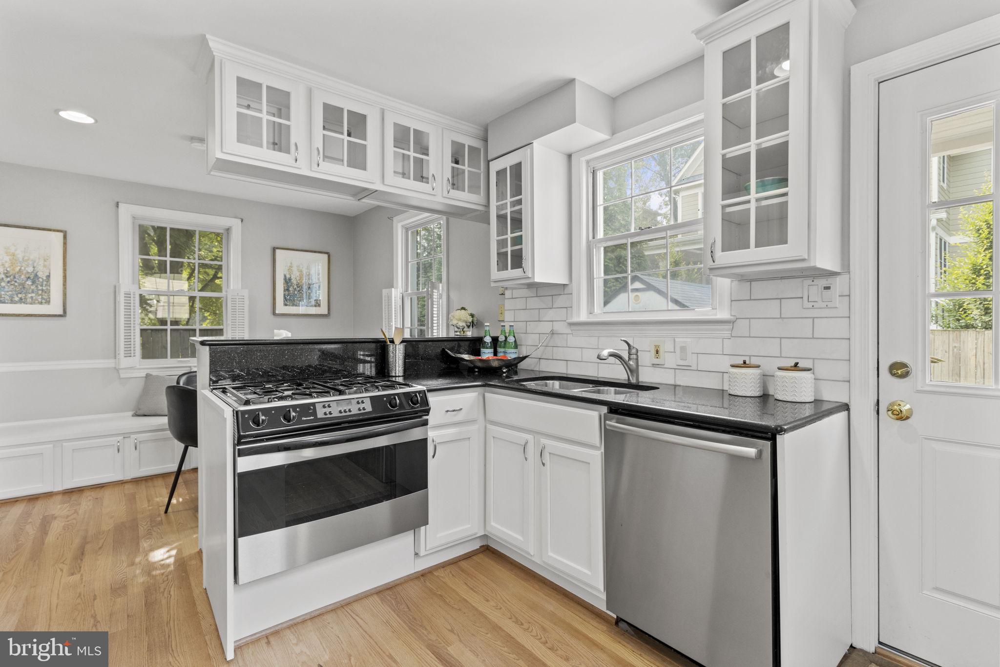 ROSEDALE PARK - Residential