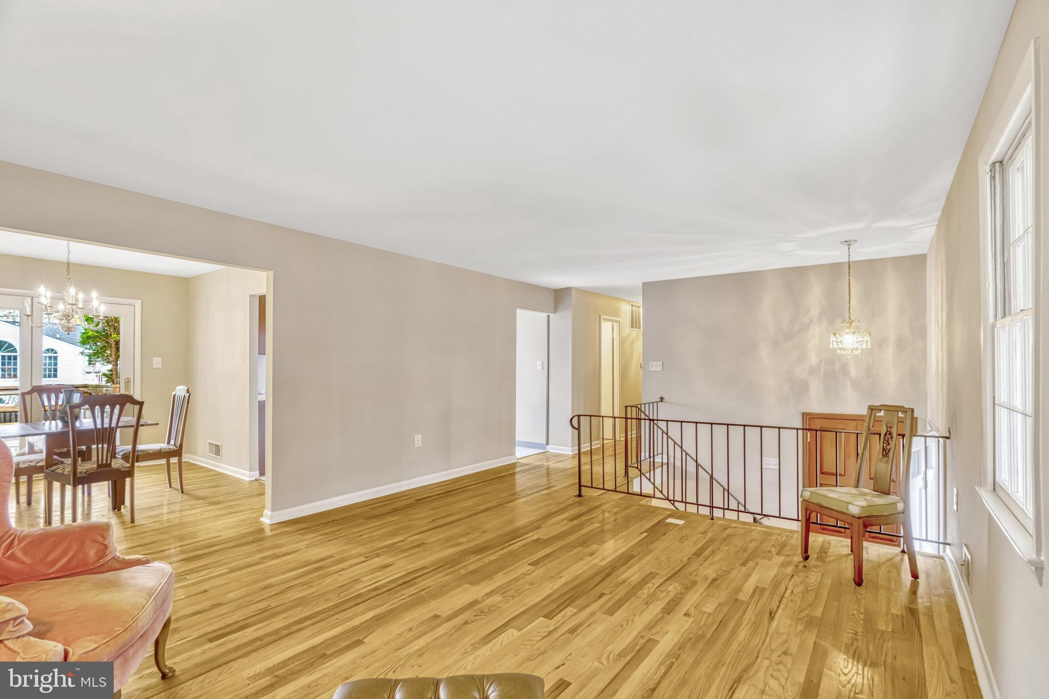 CHALET WOODS - Residential