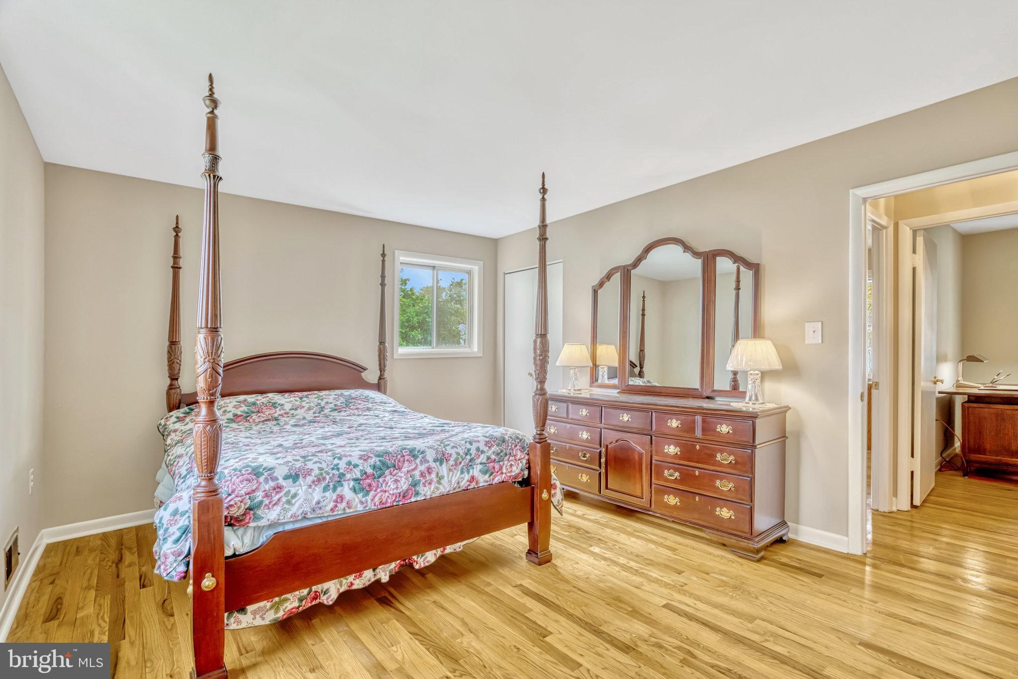 CHALET WOODS - Residential