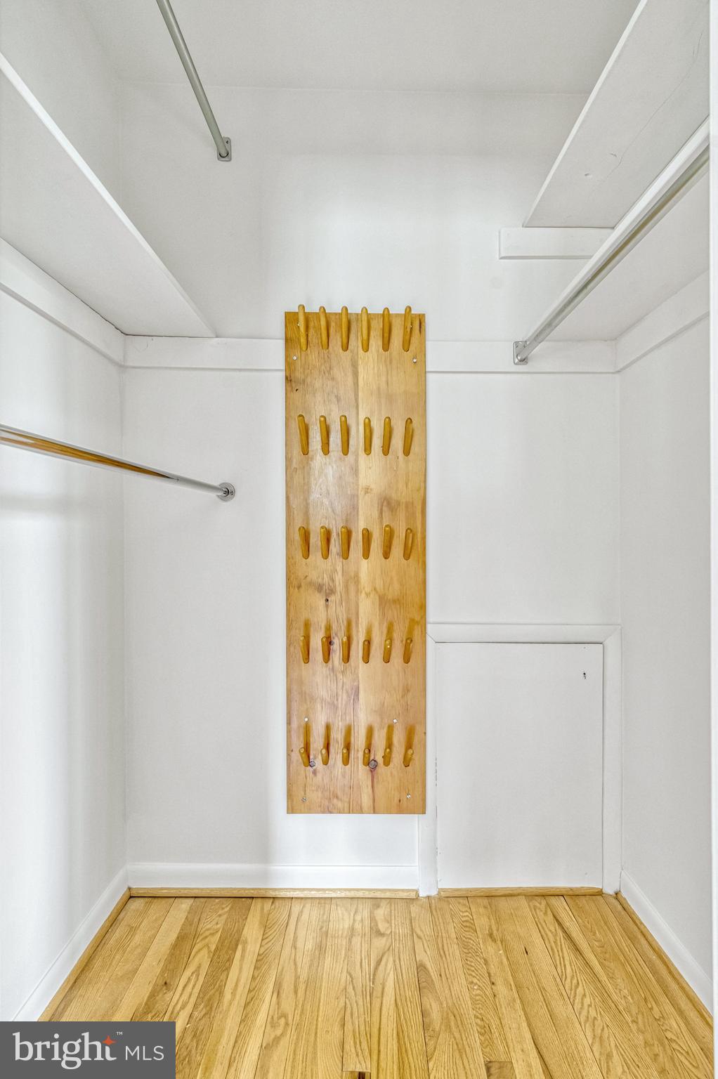 CHALET WOODS - Residential