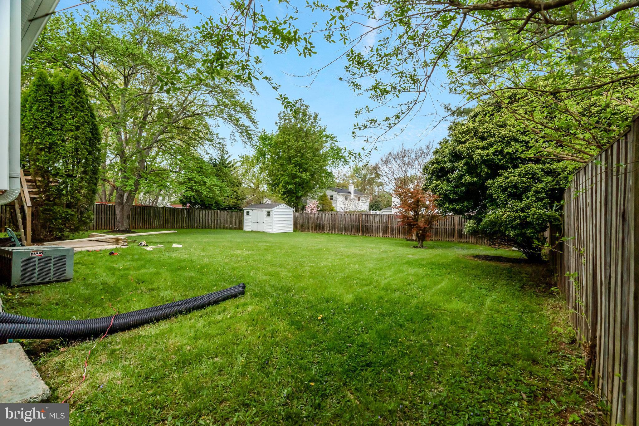 CHALET WOODS - Residential