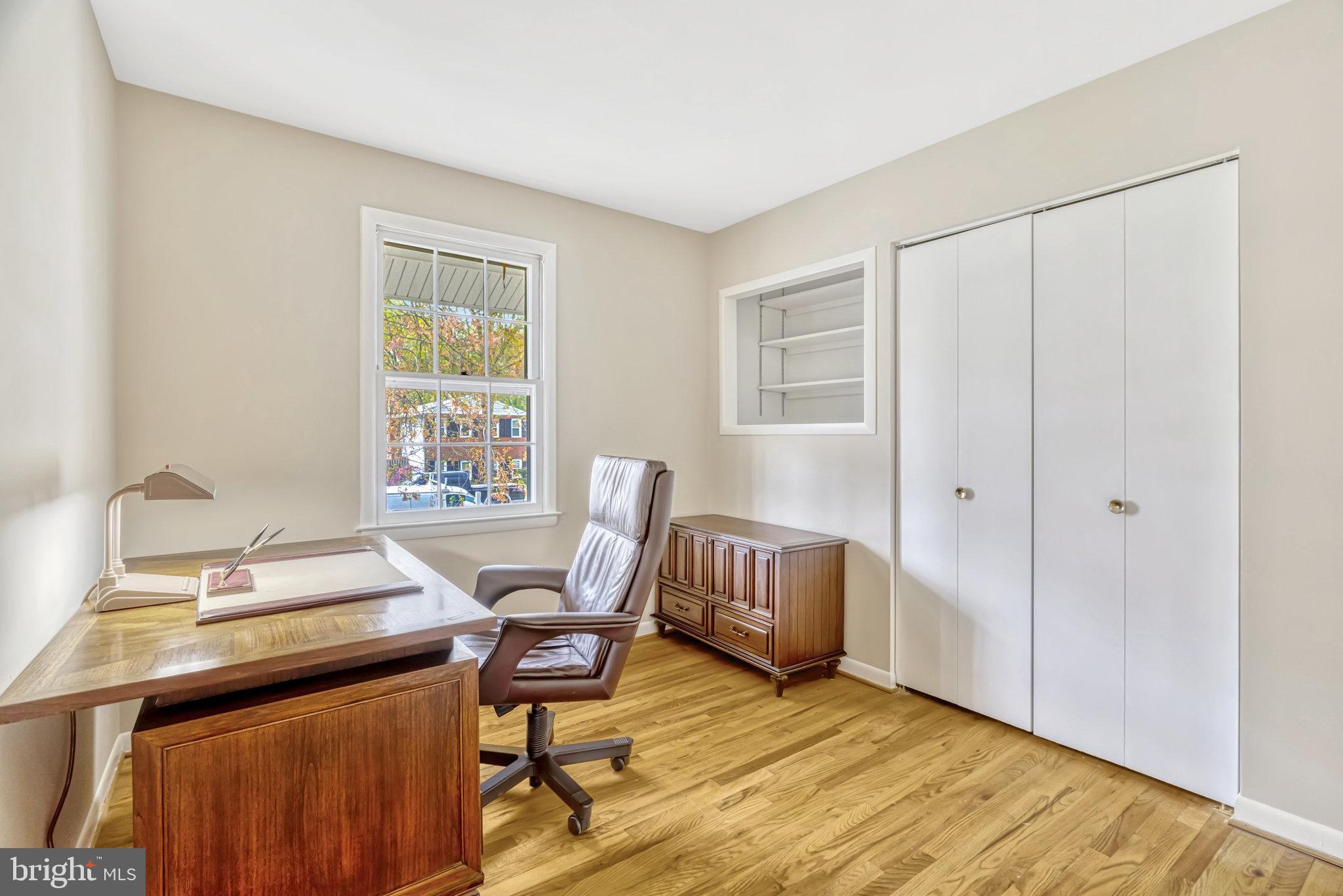 CHALET WOODS - Residential