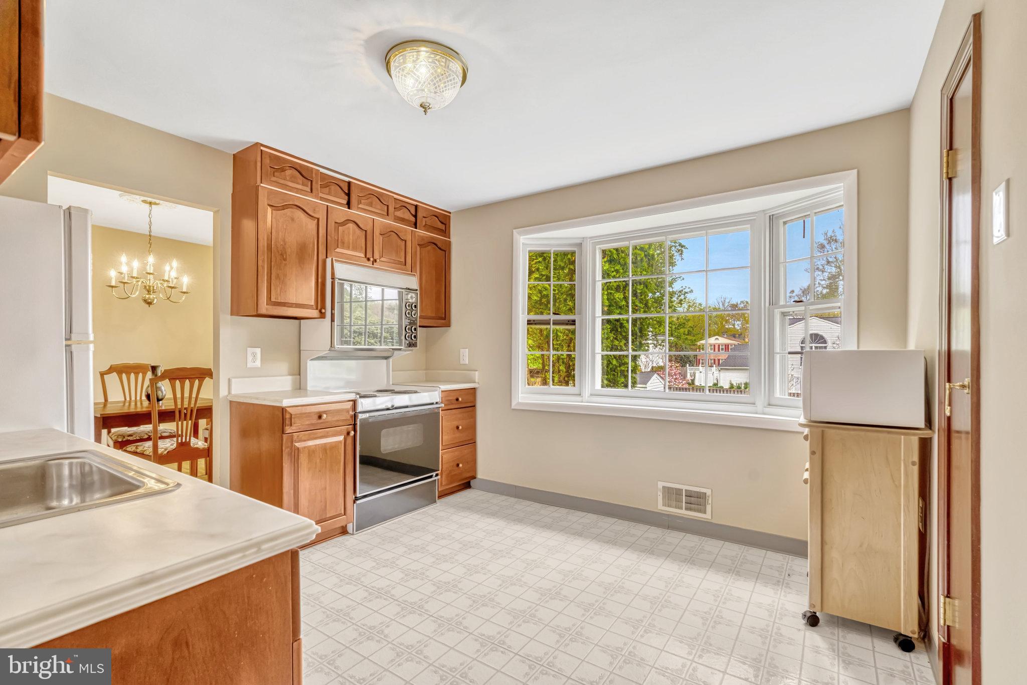 CHALET WOODS - Residential