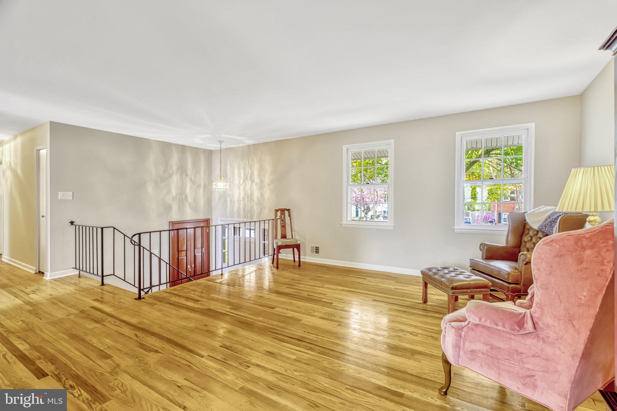 CHALET WOODS - Residential