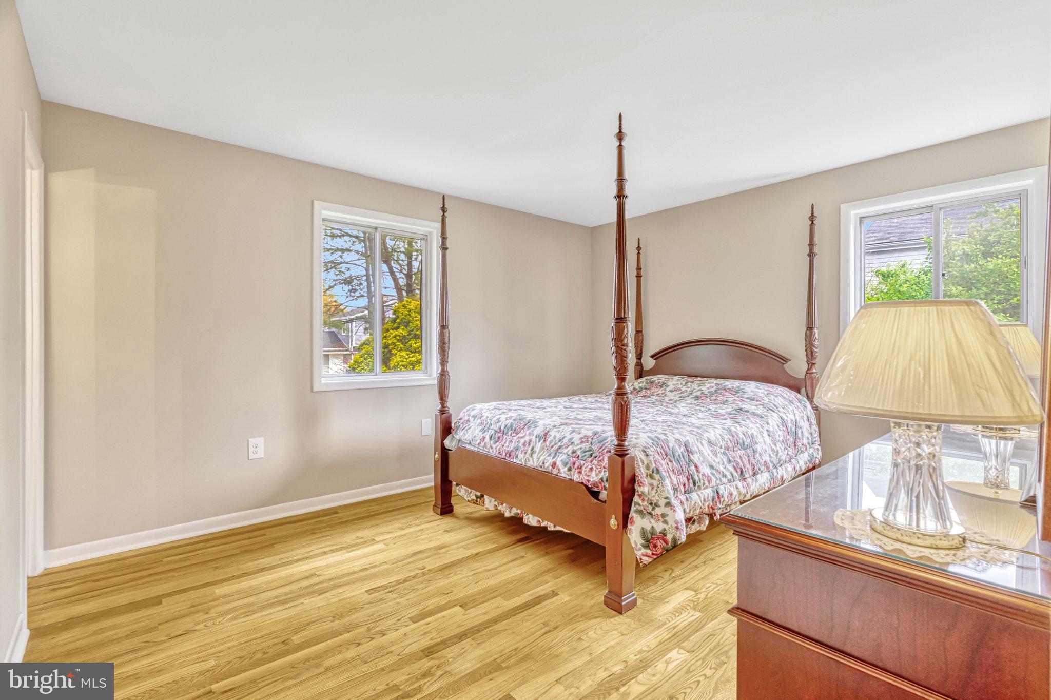 CHALET WOODS - Residential