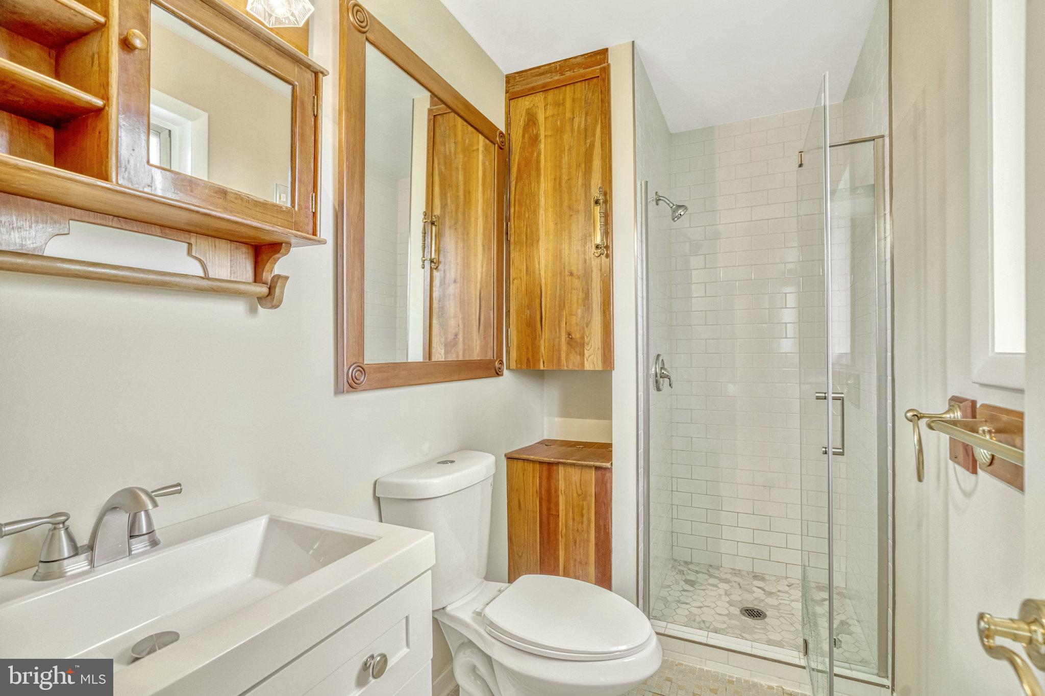 CHALET WOODS - Residential