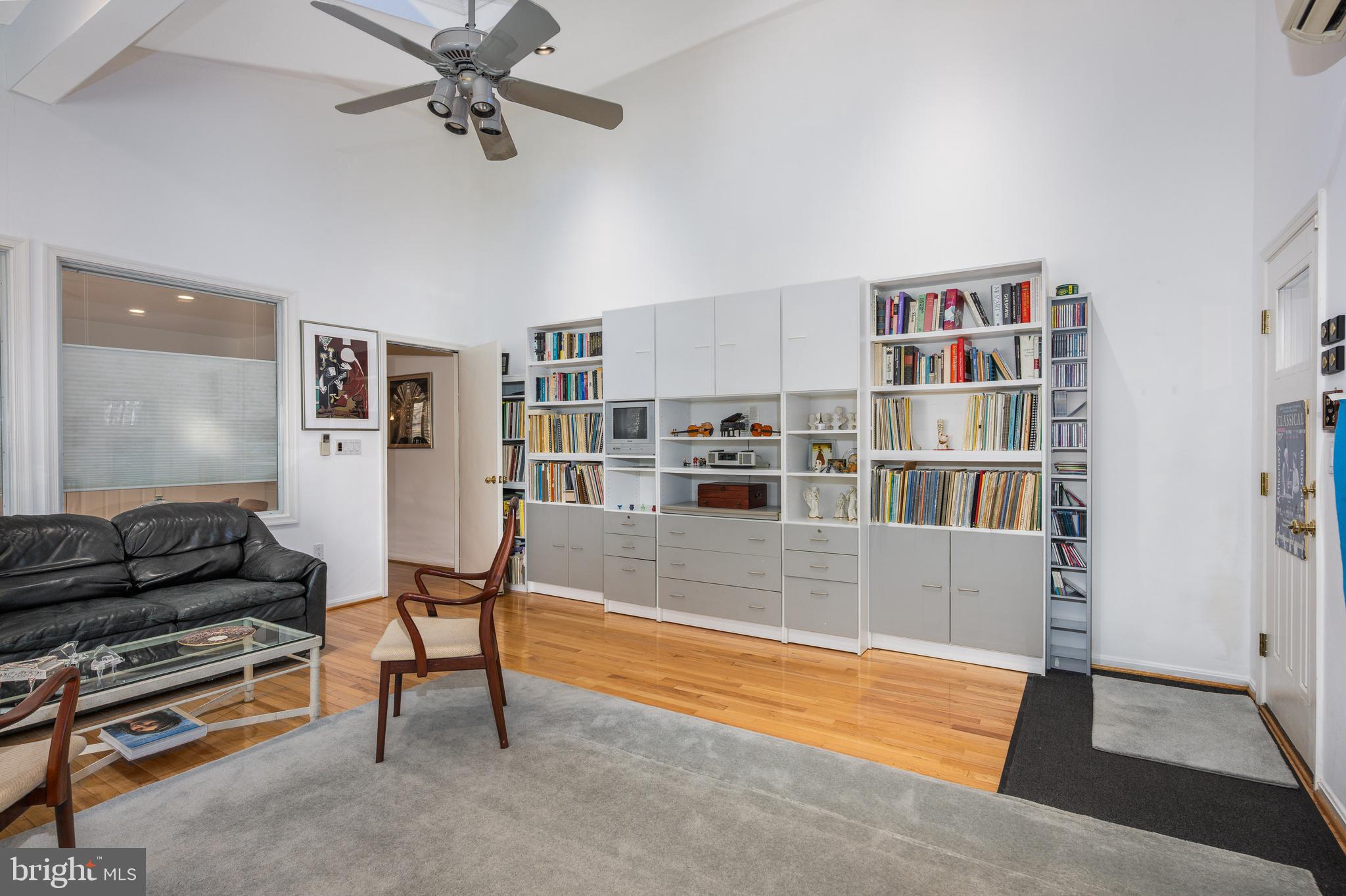 BEDFORDSHIRE - Residential