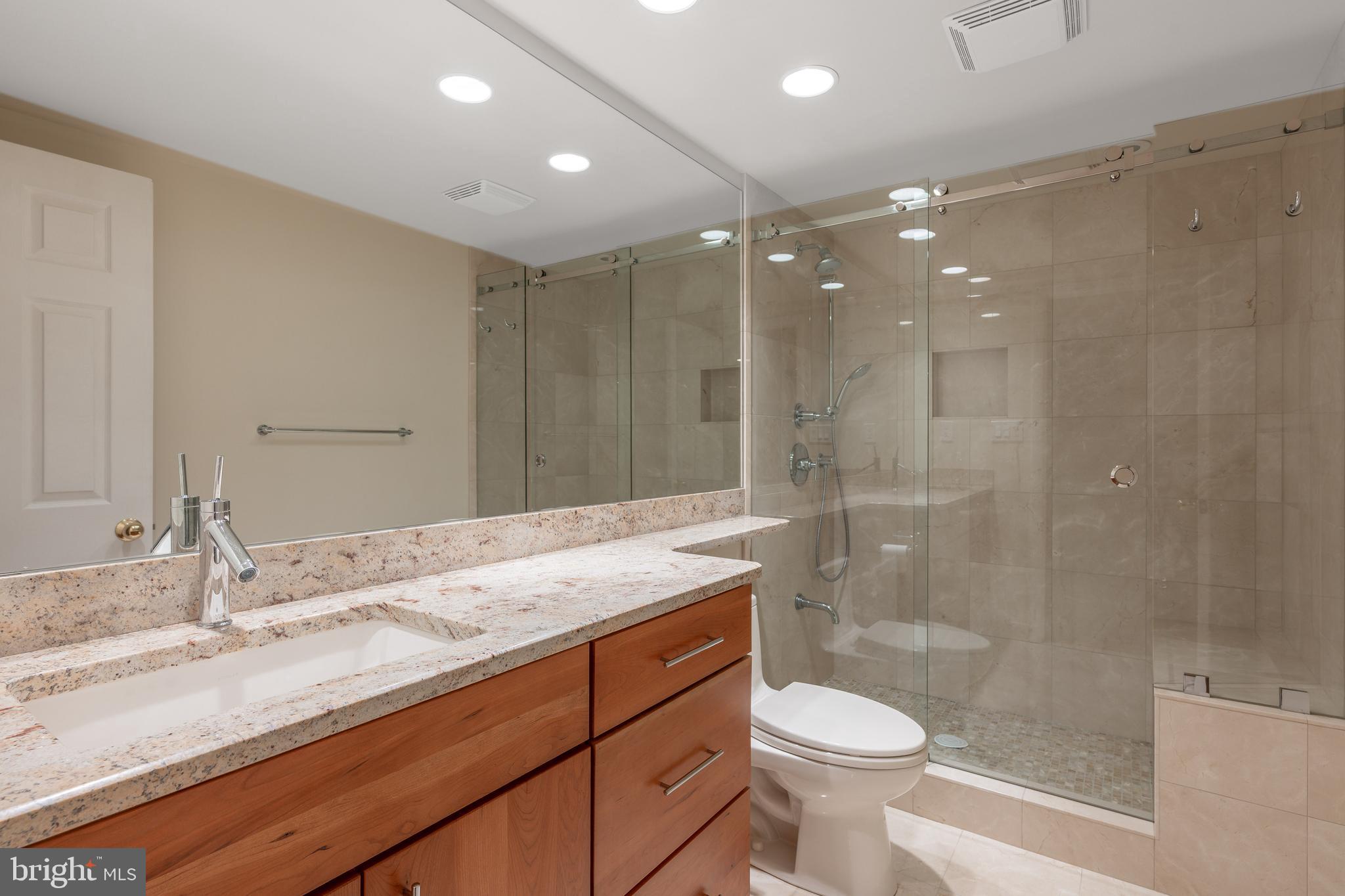 BEDFORDSHIRE - Residential