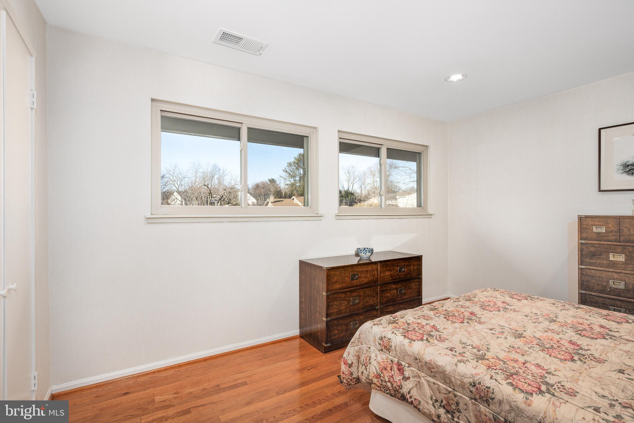 BEDFORDSHIRE - Residential