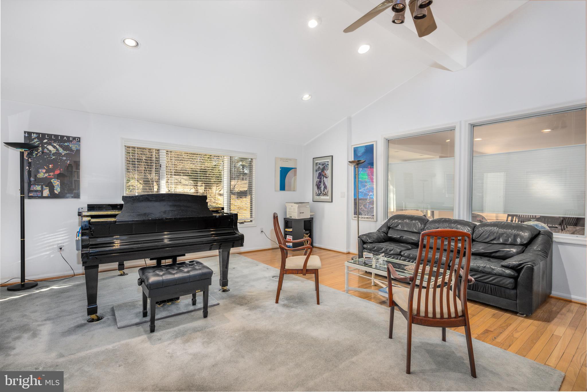 BEDFORDSHIRE - Residential