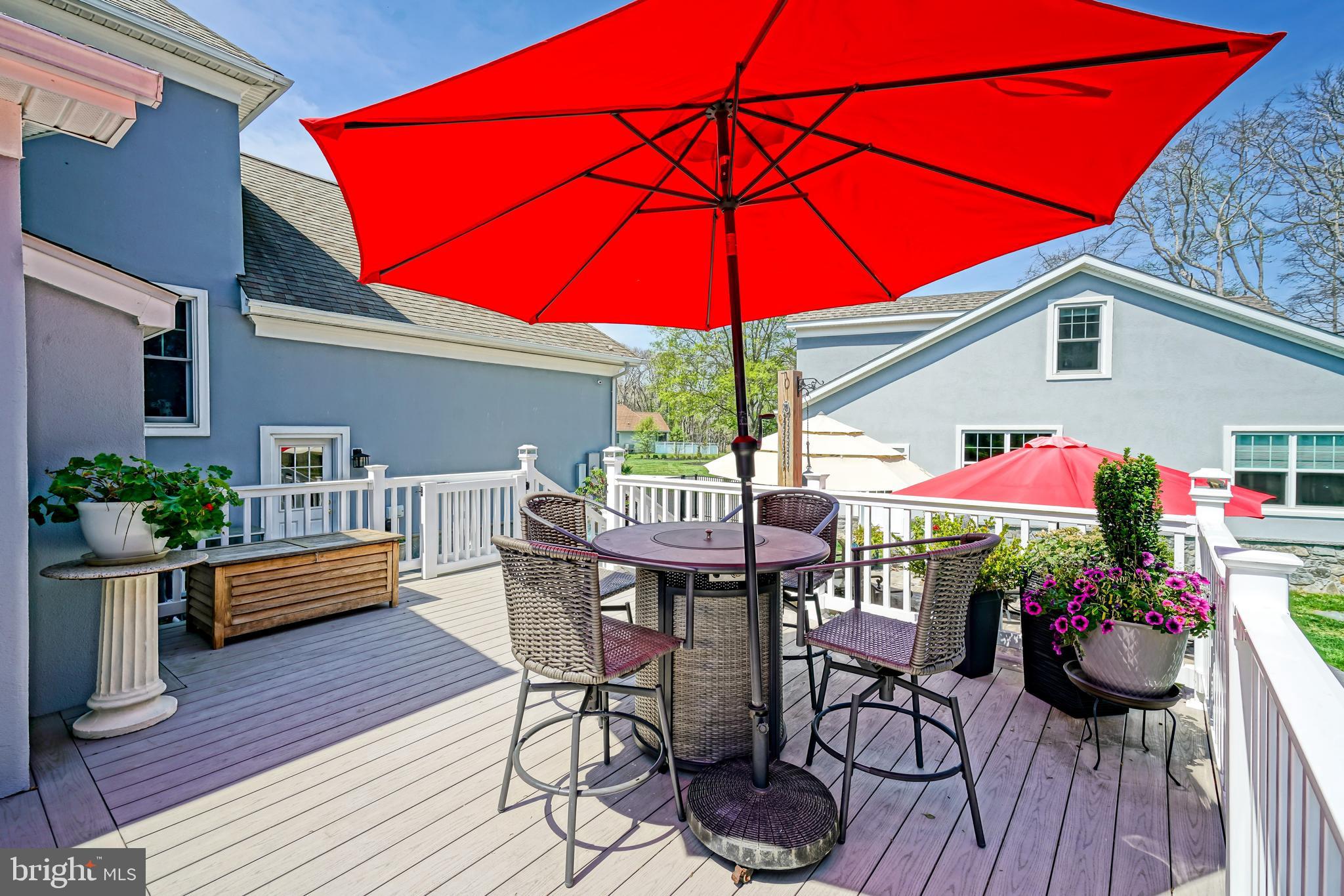 WOLFE POINTE - Residential