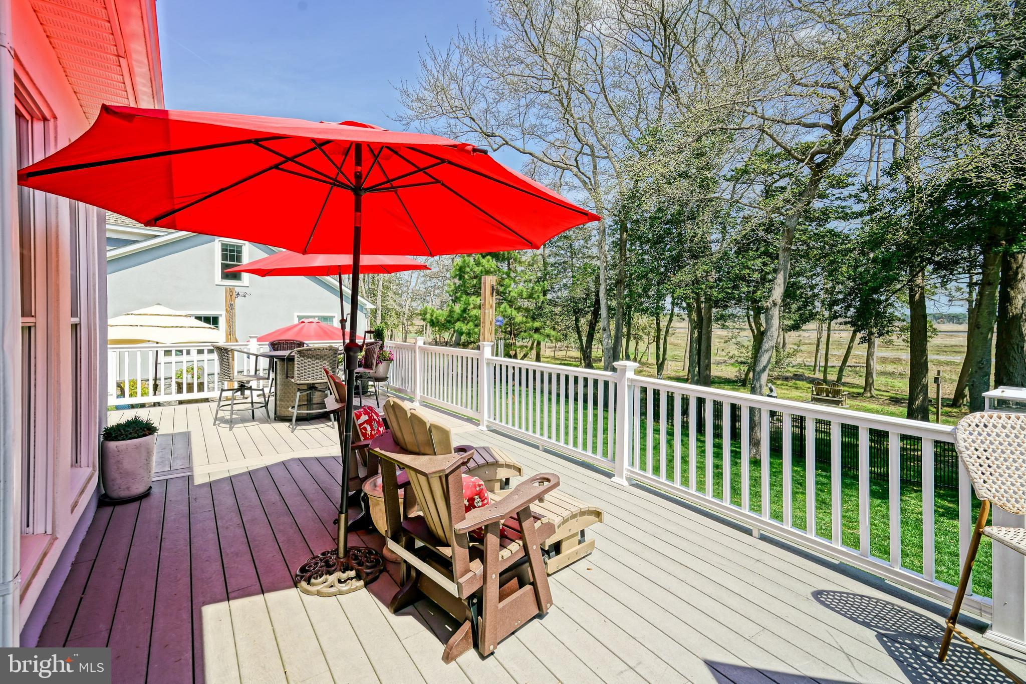 WOLFE POINTE - Residential