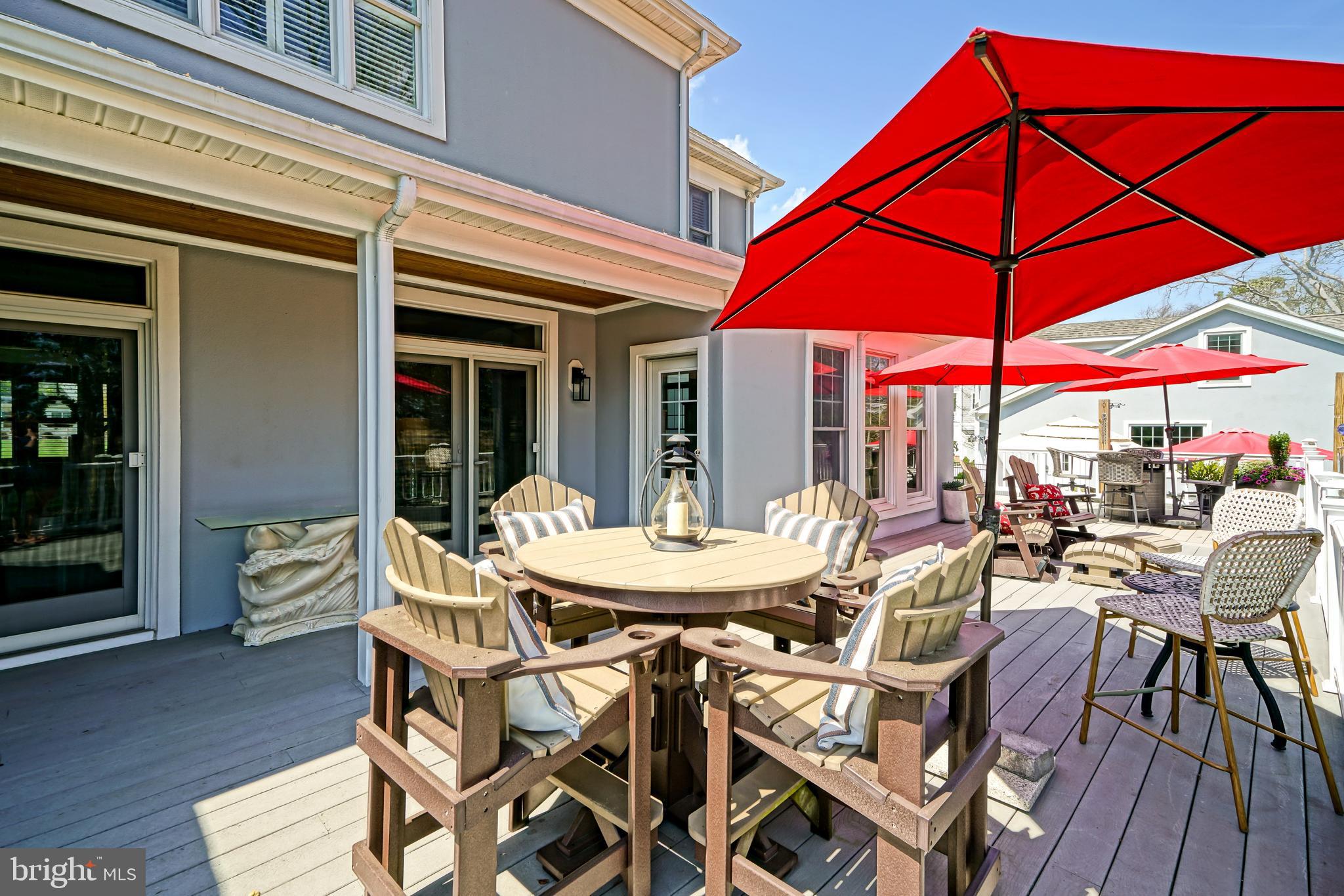 WOLFE POINTE - Residential