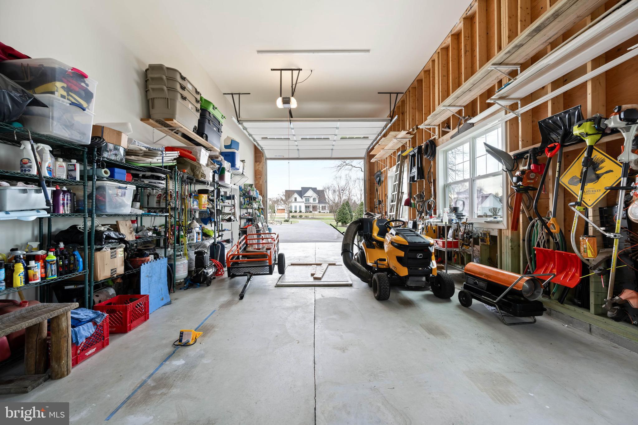 WOLFE POINTE - Residential