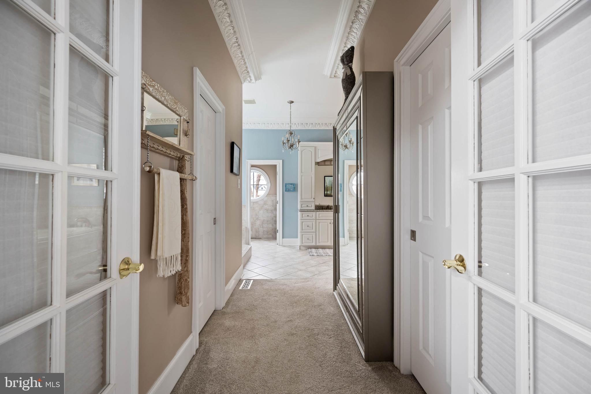 WOLFE POINTE - Residential