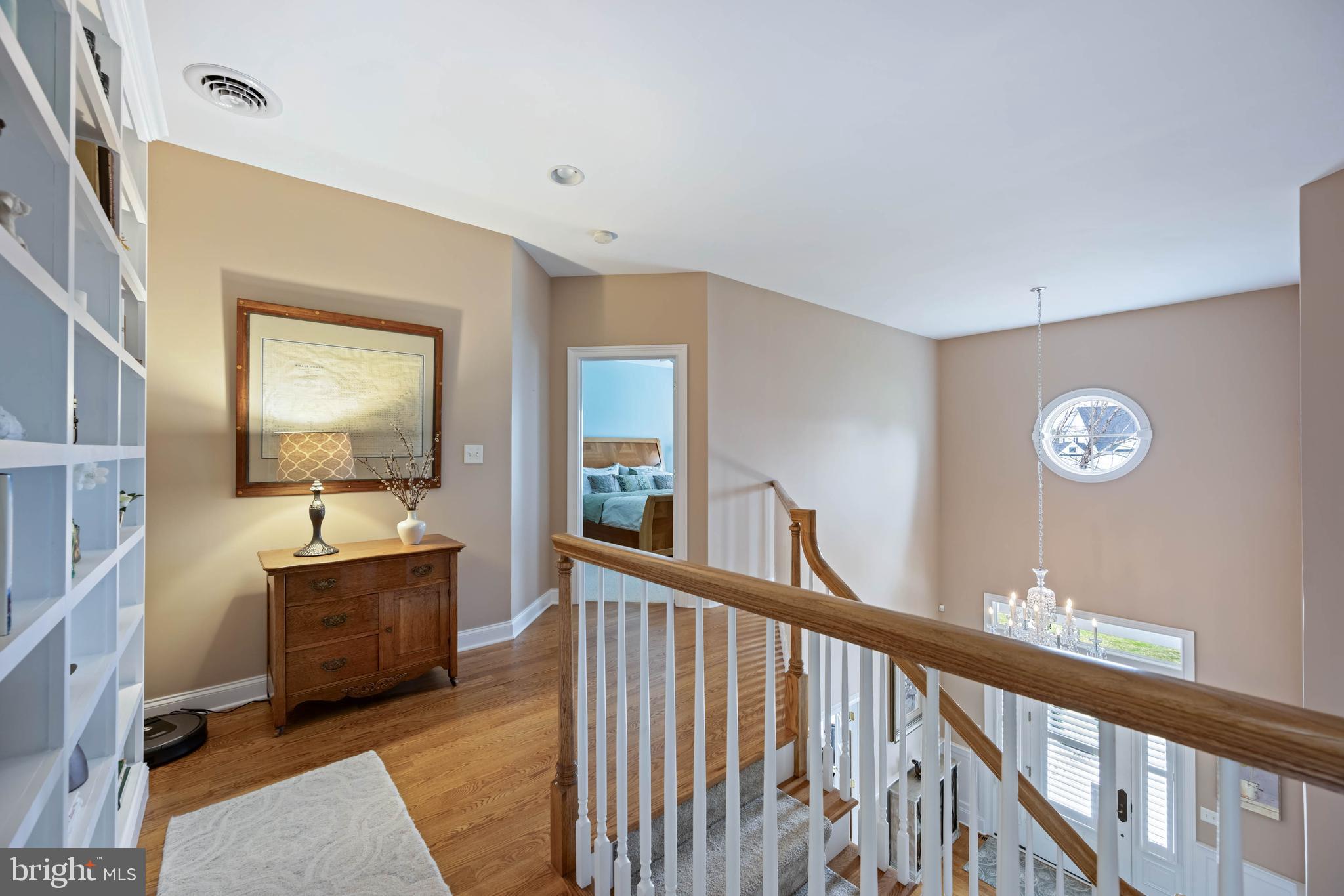 WOLFE POINTE - Residential