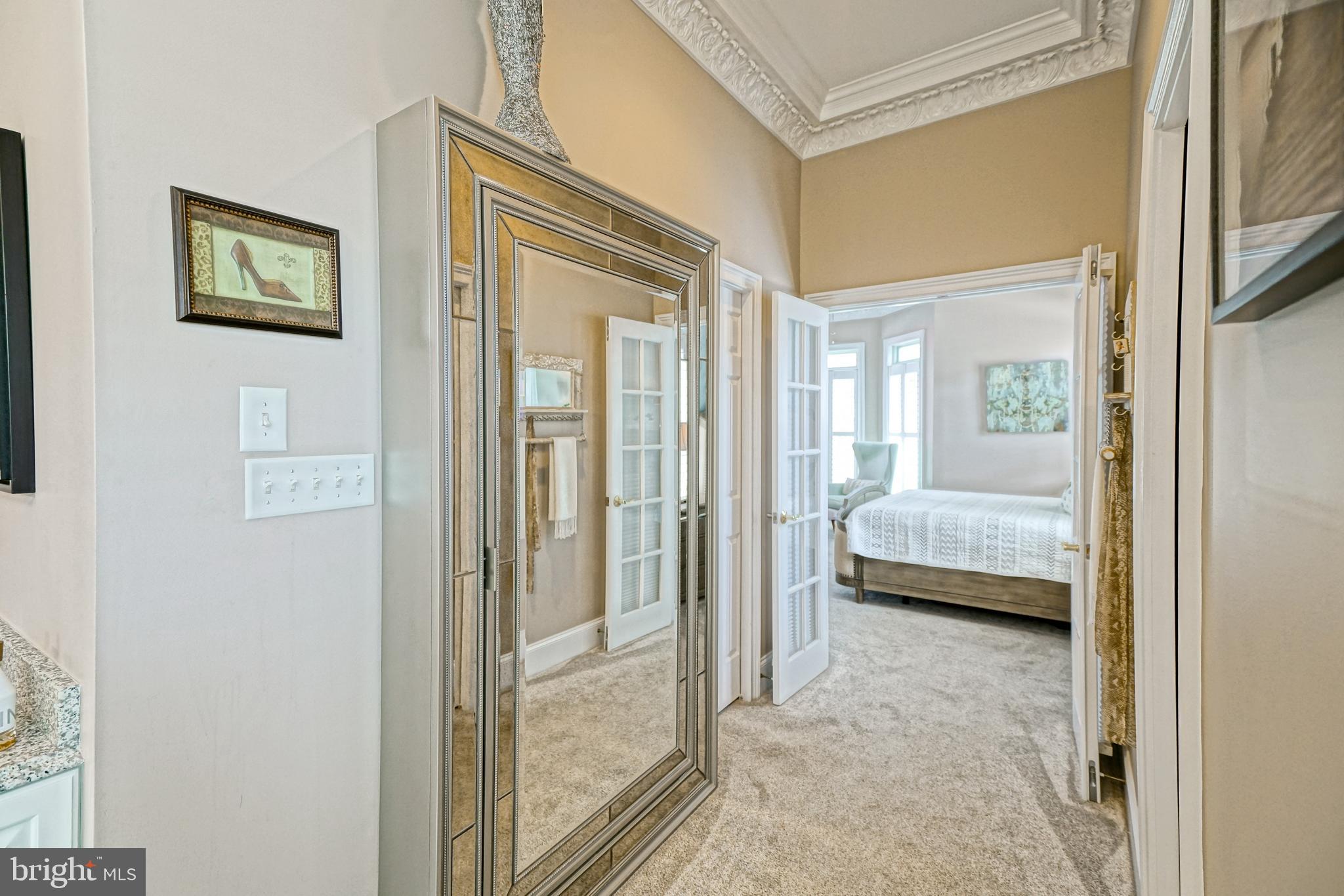 WOLFE POINTE - Residential