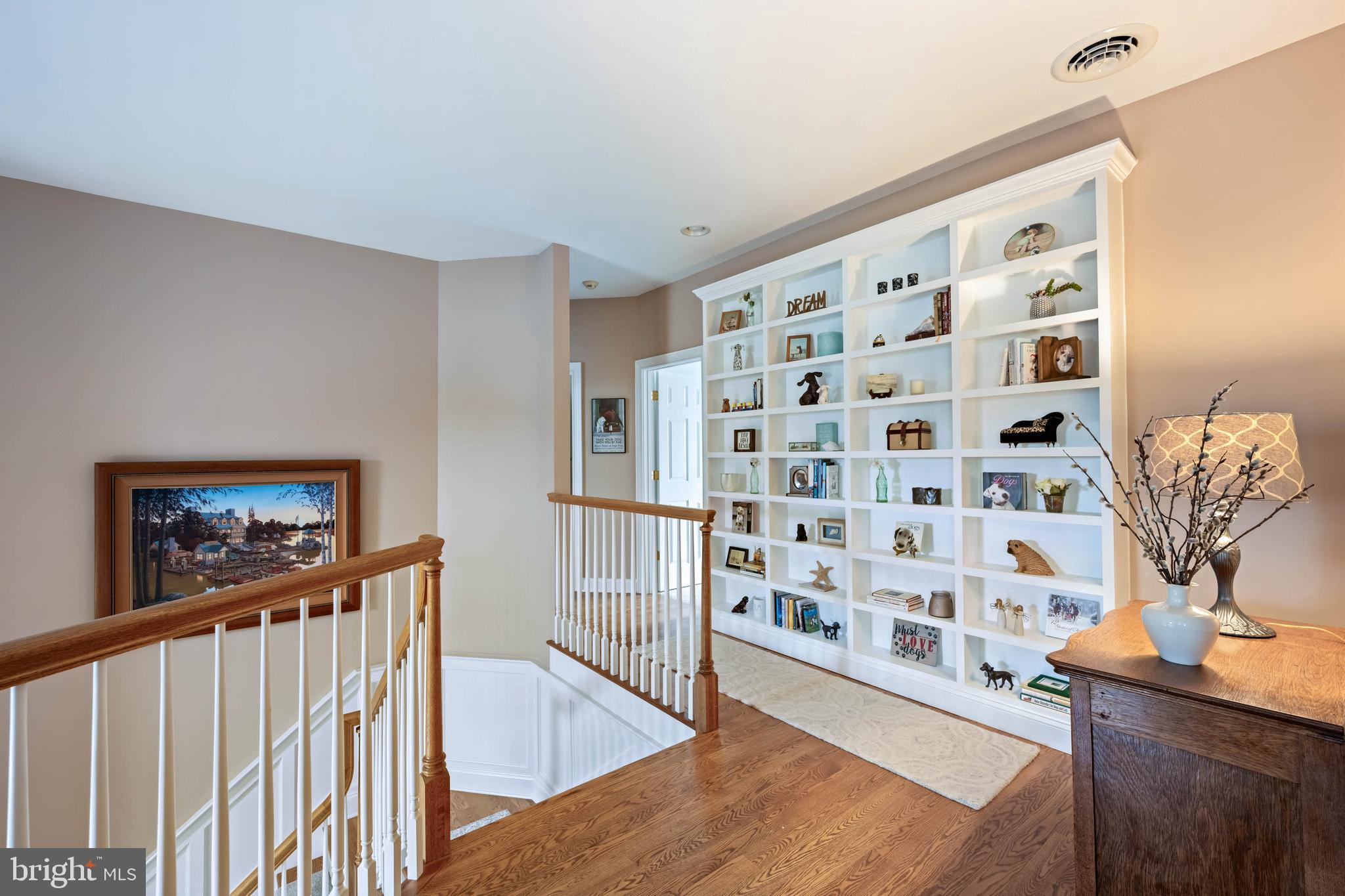 WOLFE POINTE - Residential