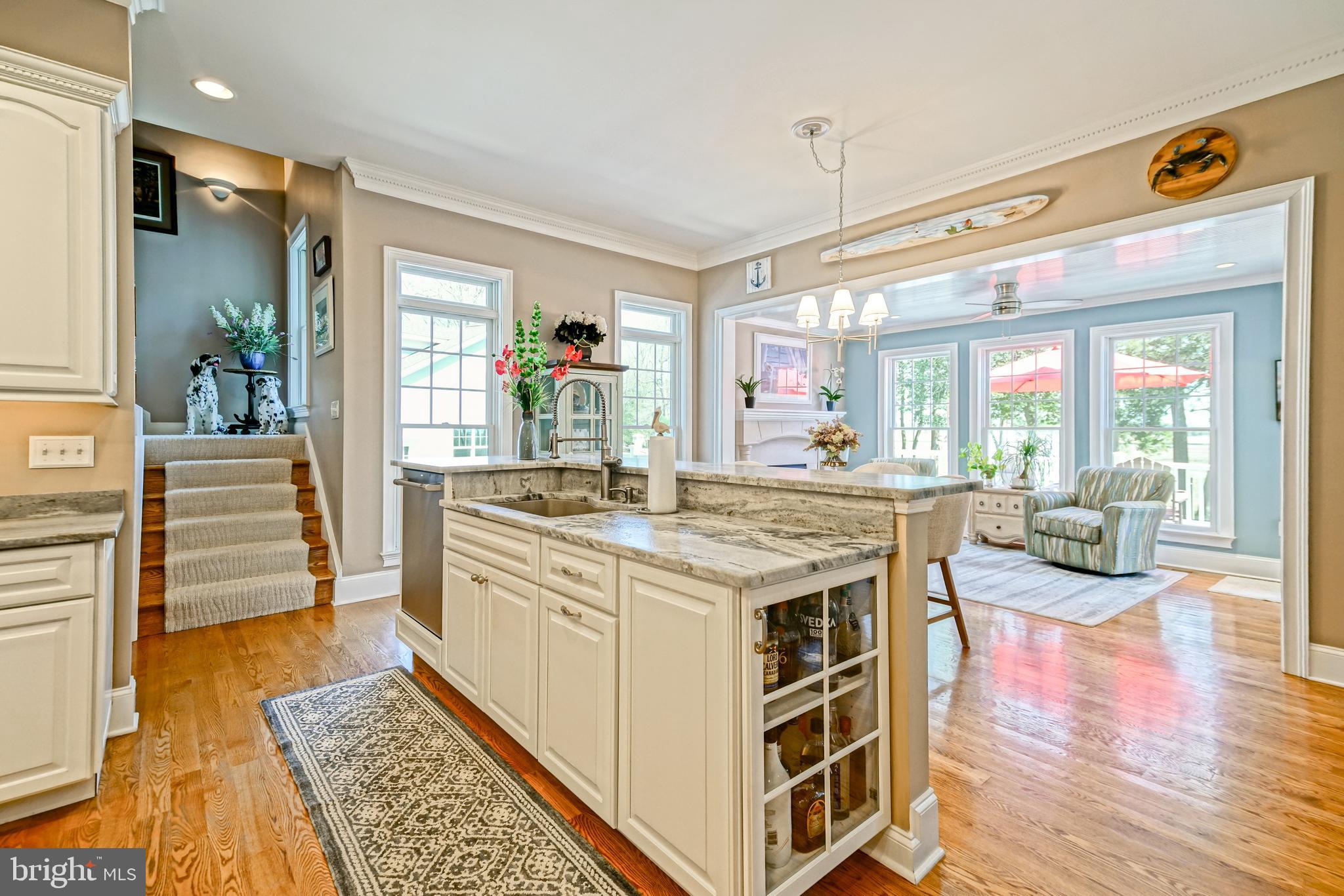 WOLFE POINTE - Residential