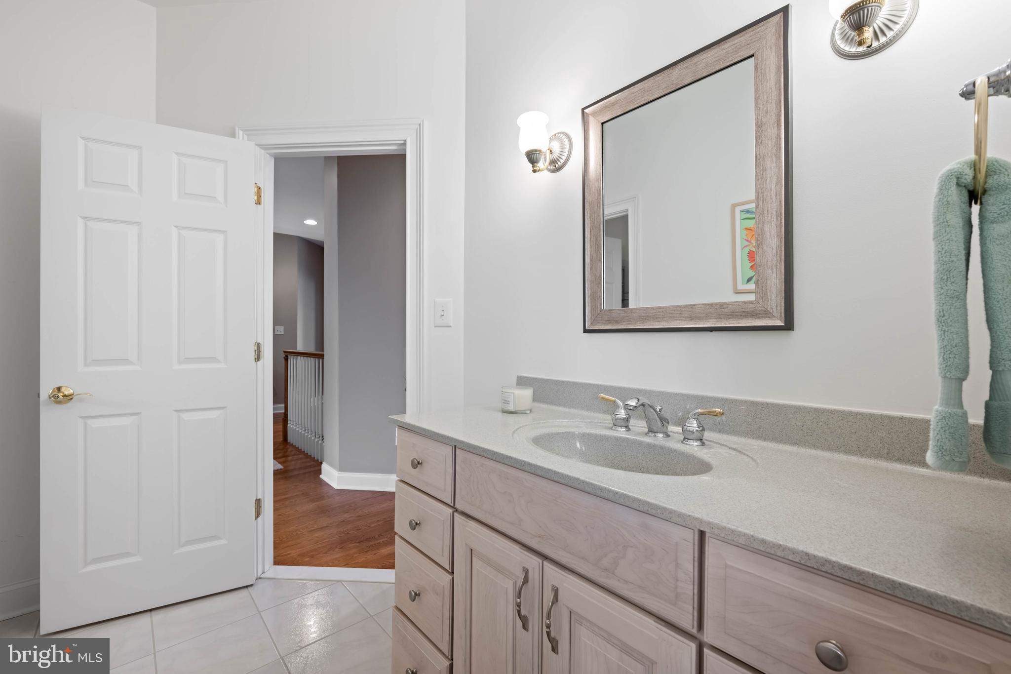 WOLFE POINTE - Residential