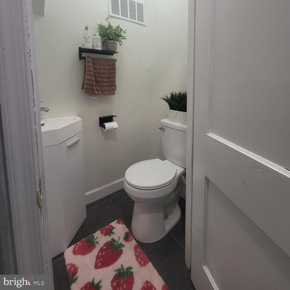 ARONIMINK - Residential Lease