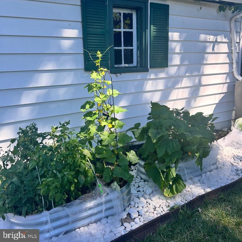 ARONIMINK - Residential Lease