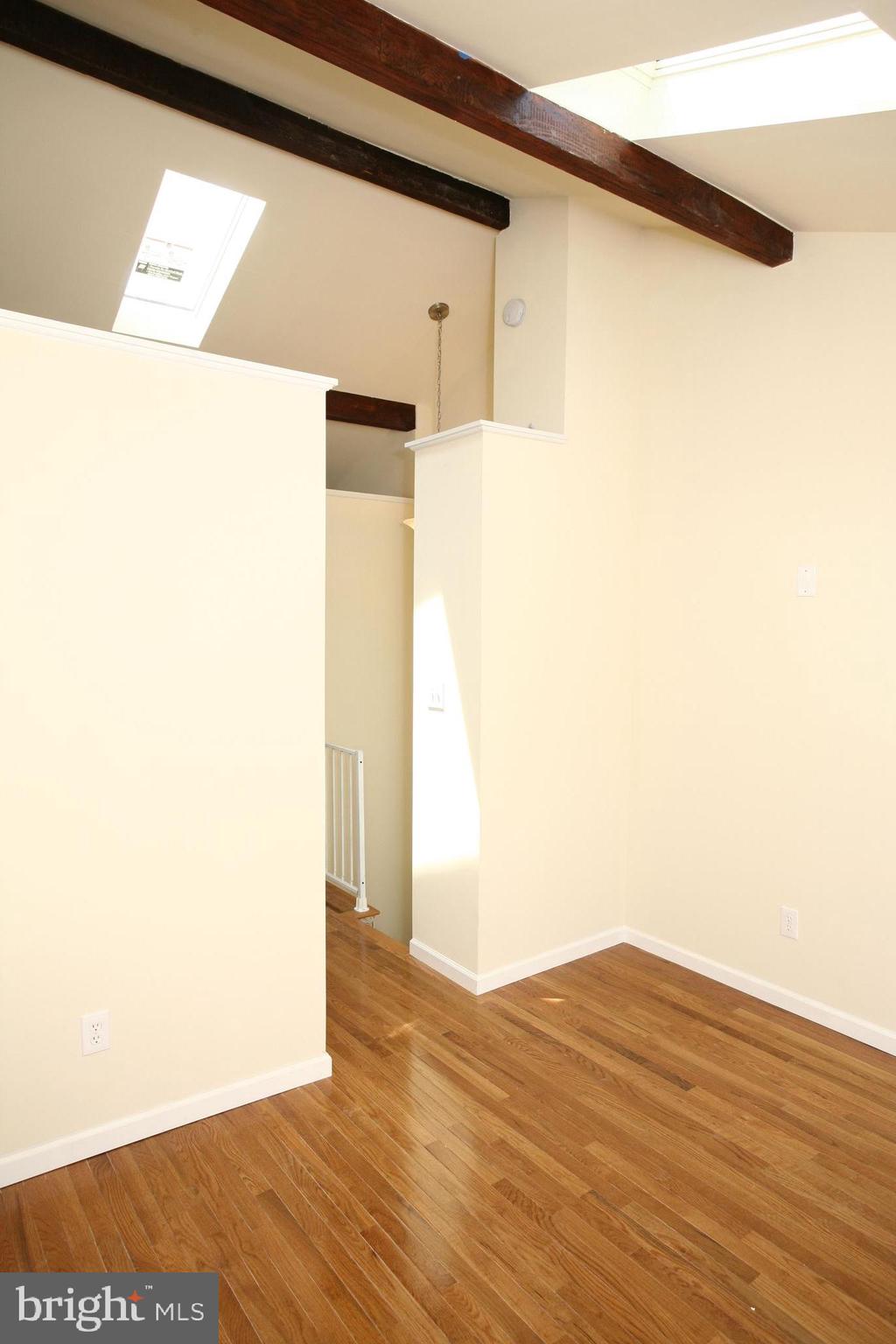 MOUNT CLARE - Residential Lease